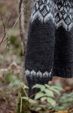Observations: Knits and Essays From the Forest (Hardcover) - Lotta Lothgren