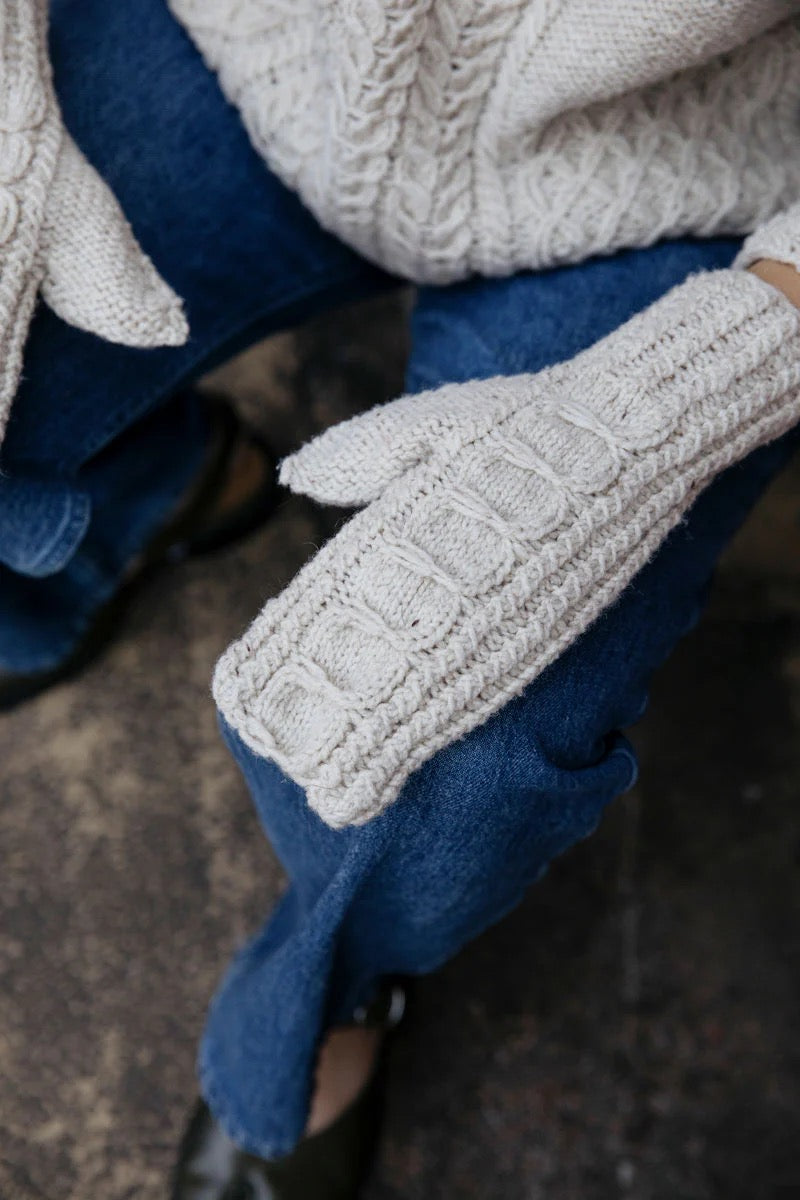 Knit Pop: Designs for the Modern Maker - Miki Teragaki – The Yarn Bowl
